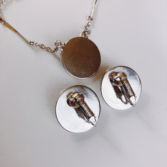 VTG Signed Sarah Coventry Clip Earrings Necklace Set Black Glass Silver Tone 70s - Picture 7 of 13